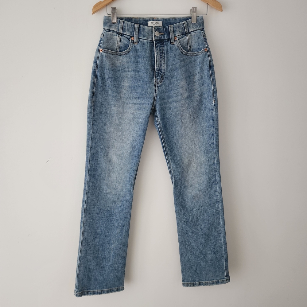 Artemis Vintage Stylish Light Blue Straight Leg Jeans, Sz 26
